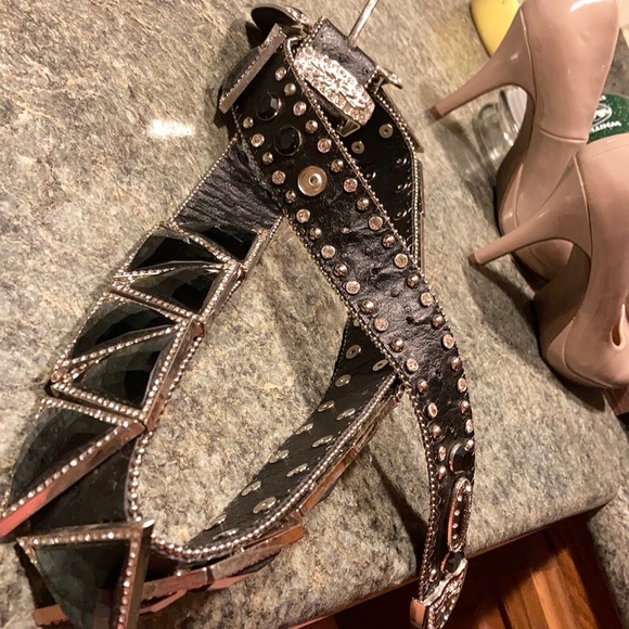 Woman’s Rhinestone Belt - Picture 3 of 3
